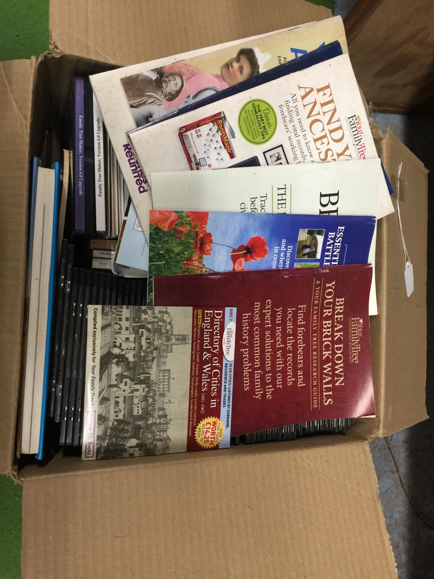 A BOX OF YOUR FAMILY TREE MAGAZINES AND CD DISCS