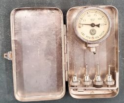 A VINTAGE BOXED PRESSURE GAUGE AND FITTINGS