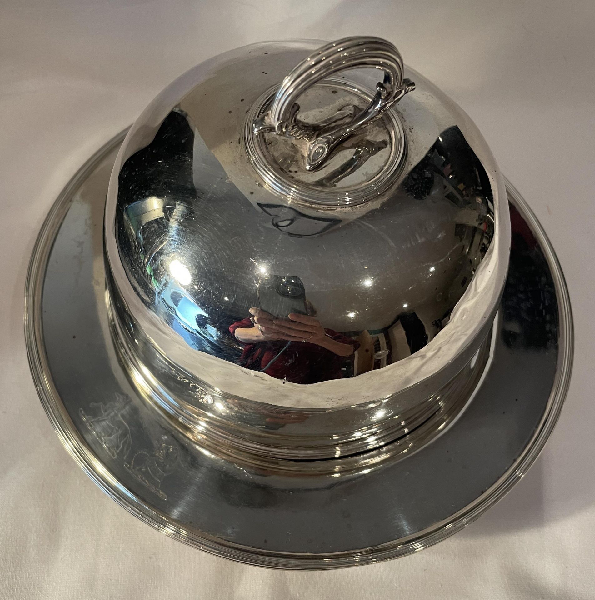 A VICTORIAN 1892 HALLMARKED BIRMINGHAM SILVER DOMED SERVING DISH WITH INNER PLATE AND BASE - Image 3 of 21