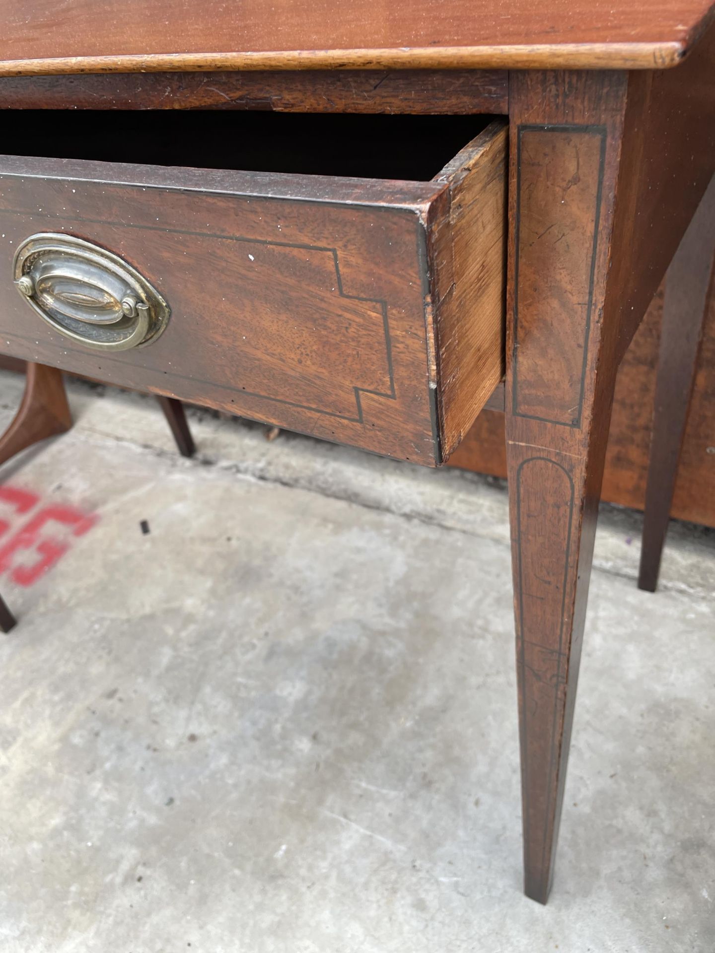 A 19TH CENTURY MAHOGANY AND INLAID SIDE-TABLE WITH SINGLE DRAWER AND LATER TOP, 33" WIDE, ON - Image 4 of 5