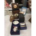 A MIXED LOT TO INCLUDE BOXED MINIATURE CERAMICS, FIGARO LADIES BOXED WATCH ETC