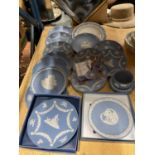 A LARGE QUANTITY OF WEDGWOOD JASPERWARE CABINET PLATES, A CUP AND TWO PIN TRAYS