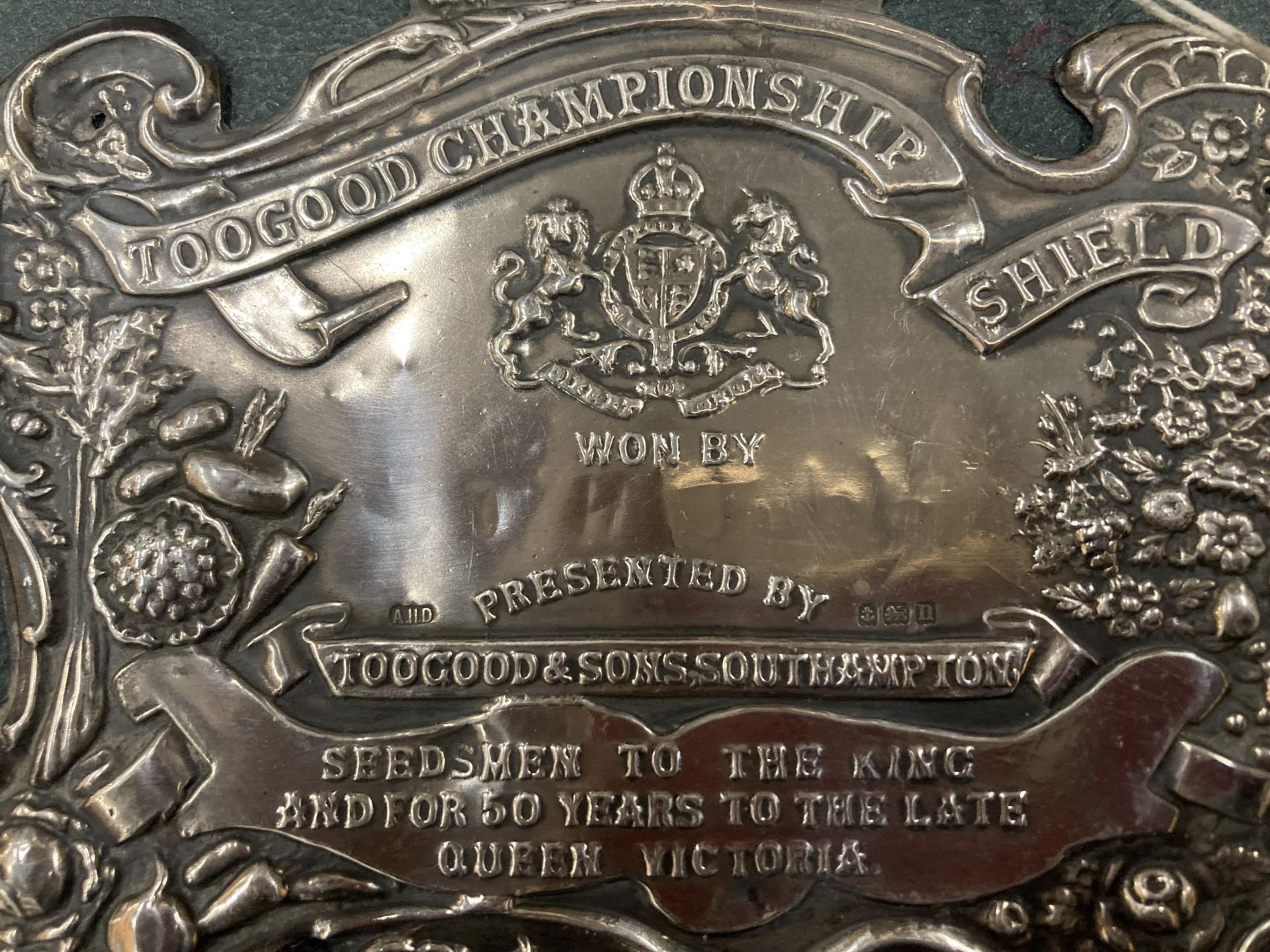 A PAIR OF GEORGE V 1915 HALLMARKED BIRMINGHAM SILVER TOOGOOD CHAMPIONSHIP SHIELD PLAQUES, MAKER - Image 2 of 3