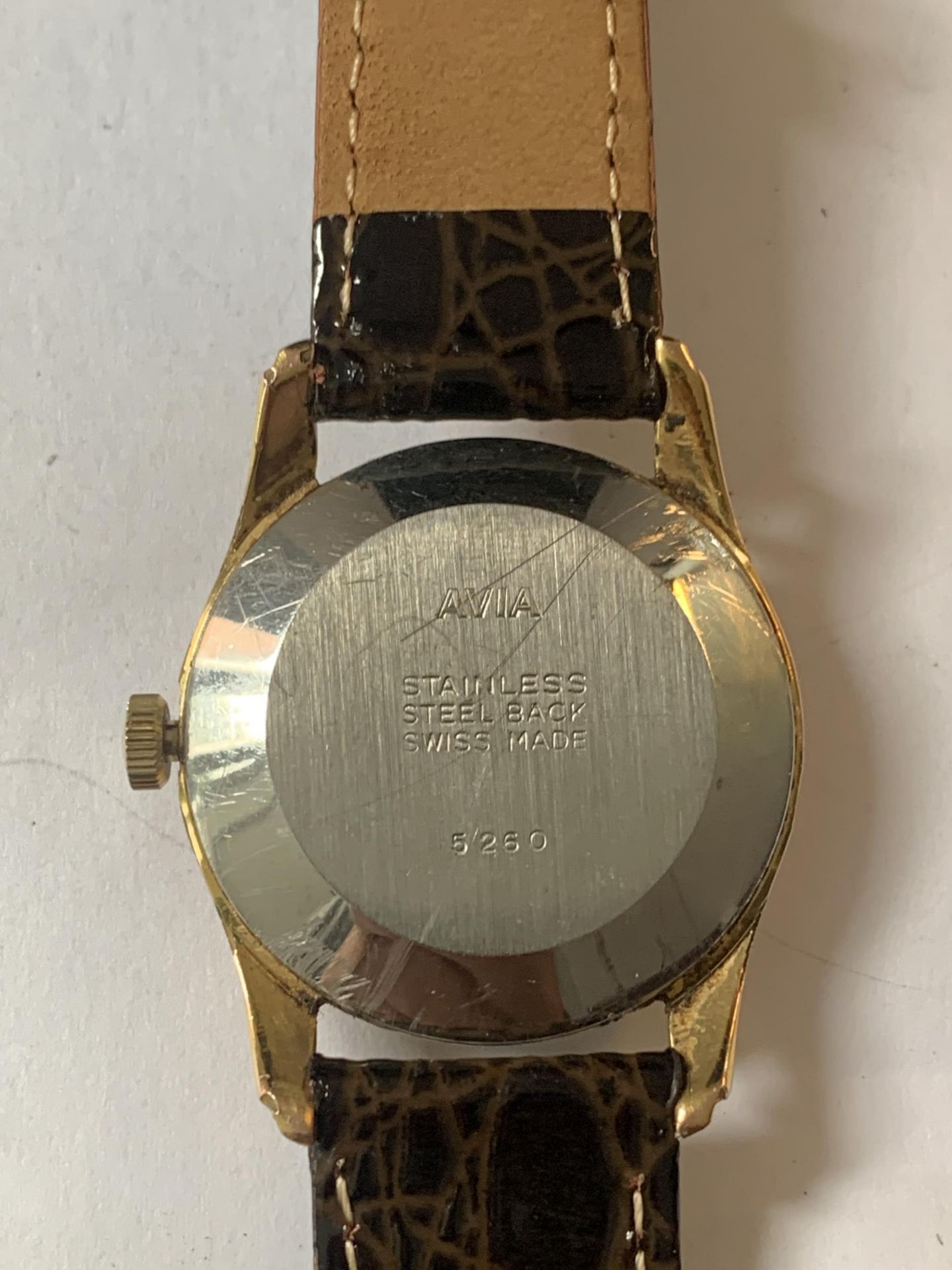 A VINTAGE AVIA WRIST WATCH MANUAL SEEN WORKING BUT NO WARRANTY - Image 3 of 3