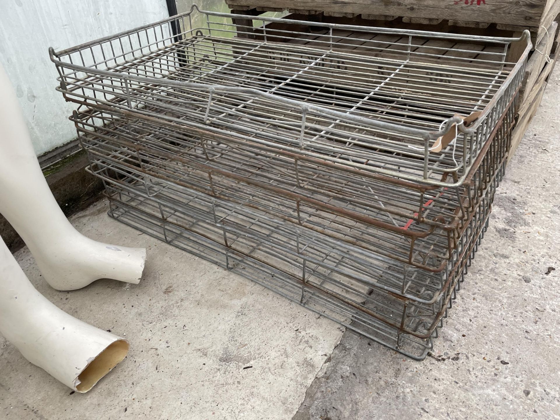 SIX VINTAGE GALVANISED MESH TRAYS - Image 2 of 2