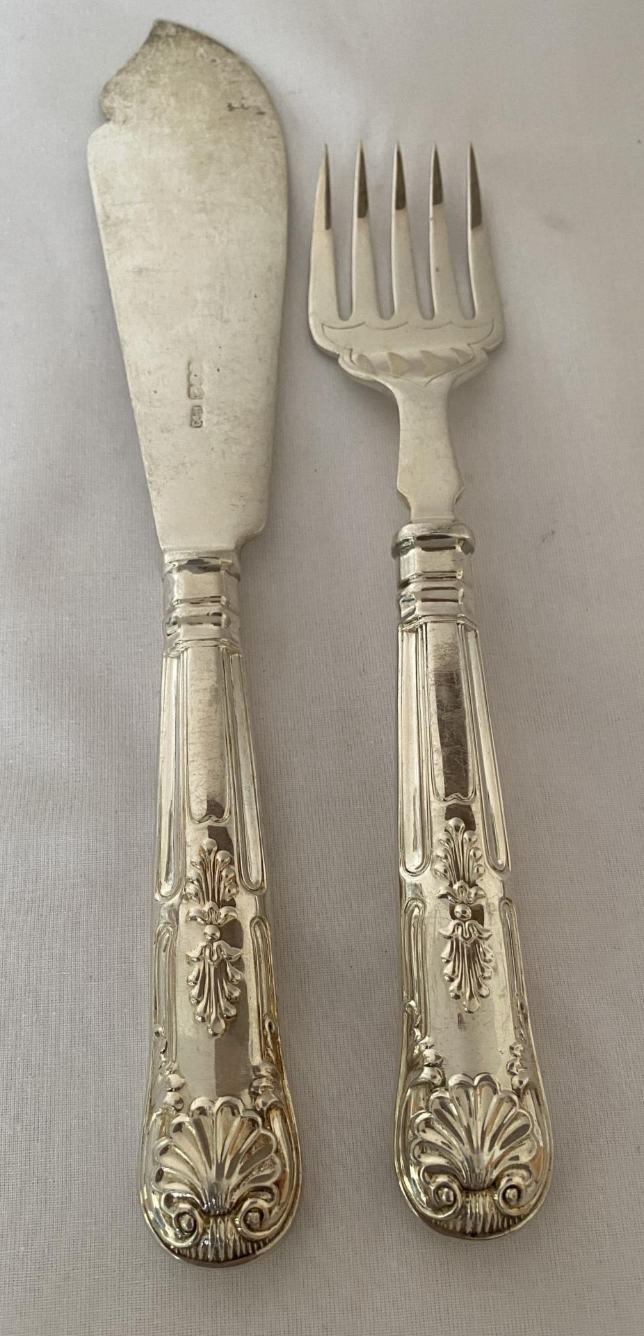 A PAIR OF ELIZABETH II 1963 HALLMARKED SHEFFIELD SILVER FISH KNIFE AND FORK, MAKER GEE & HOLMES, - Image 3 of 15
