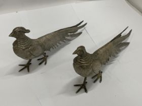 A PAIR OF WHITE METAL PHEASANTS, LENGTH 30CM, HEIGHT 13CM