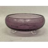 A WHITEFRIARS PURPLE BUBBLE GLASS TRI FOOTED BOWL