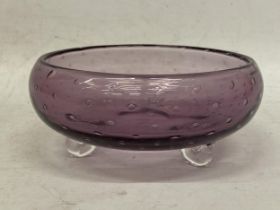 A WHITEFRIARS PURPLE BUBBLE GLASS TRI FOOTED BOWL