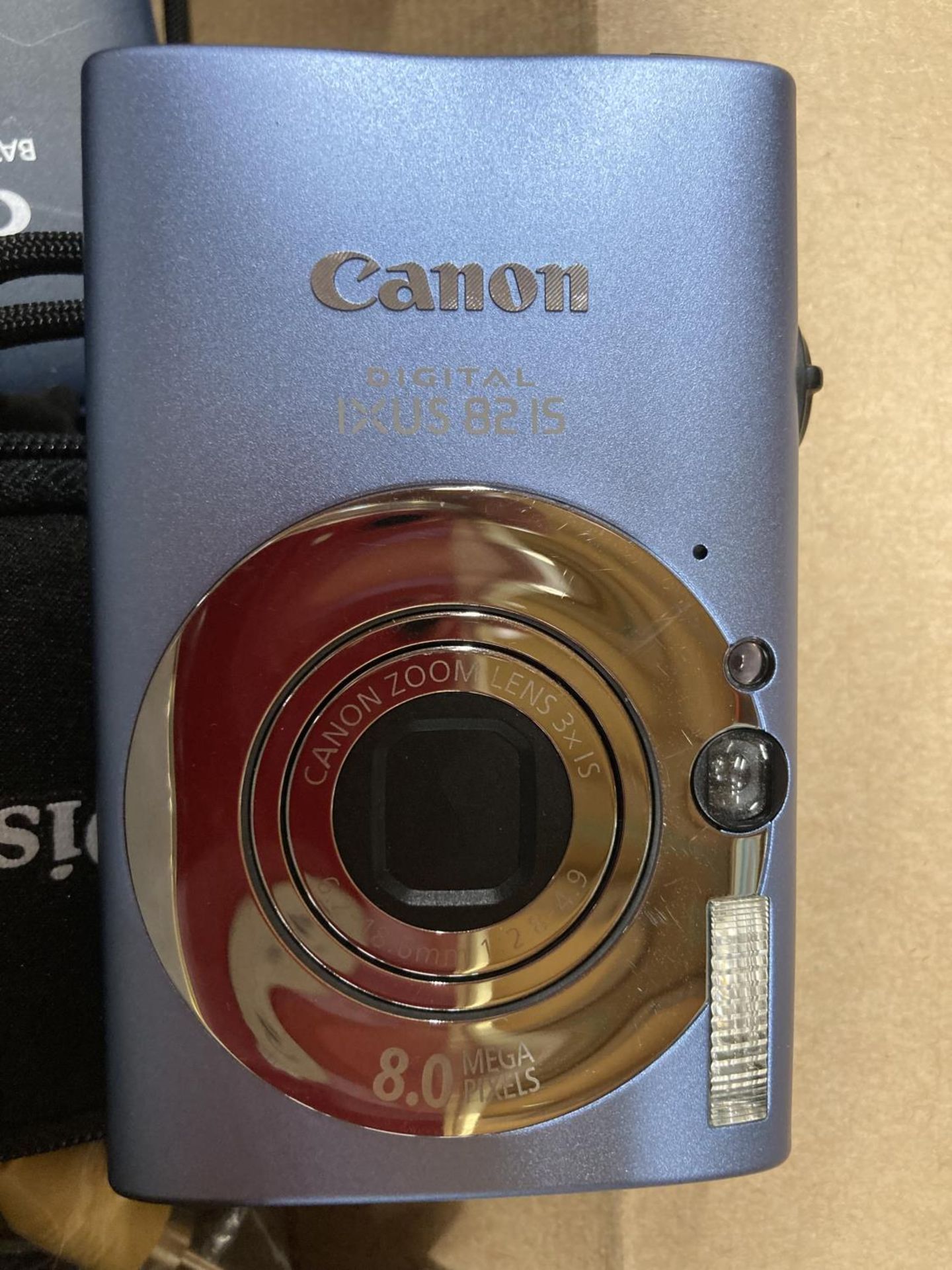 A CANON DIGITAL IXUS 82 IS CAMERA WITH CASE, CHARGER, BATTERY AND LEADS, BOXED - Image 2 of 4