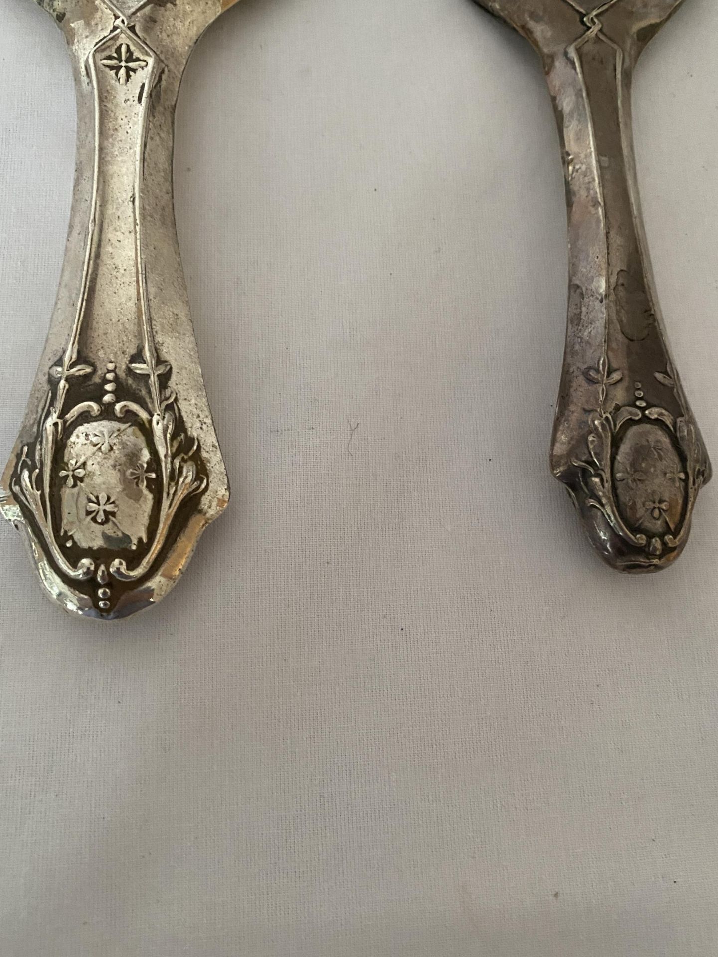 TWO HALLMARKED BIRMINGHAM SILVER BACKED HAND MIRRORS, EARLIEST DATING TO 1913 - Image 8 of 18