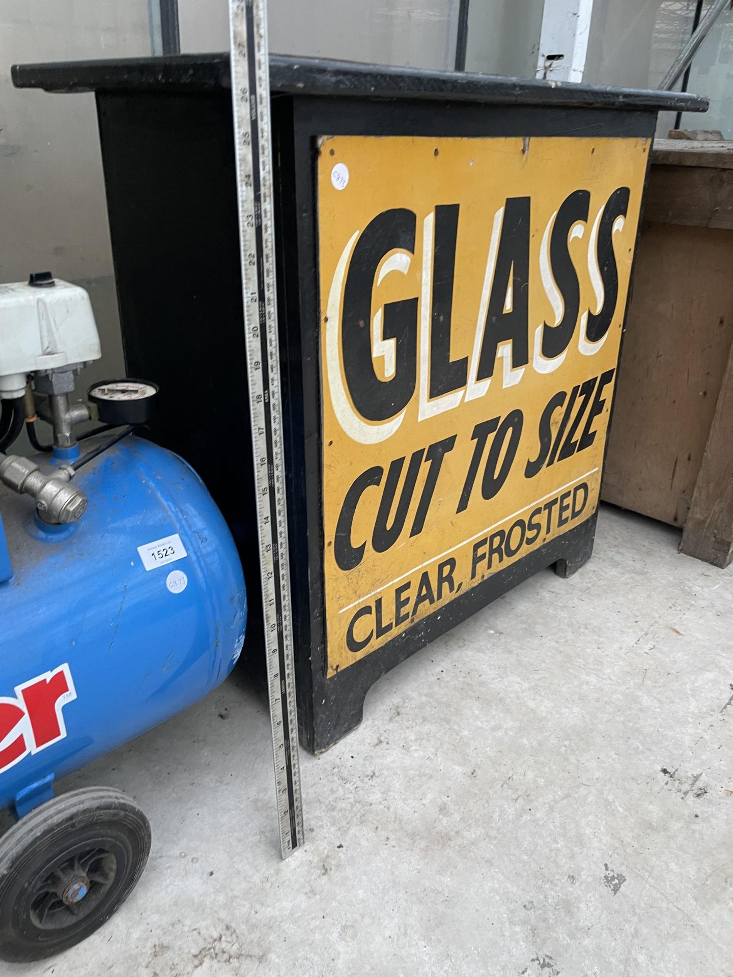 A VINTAGE WOODEN HARDWARE SHOP DOUBLE SIDED SIGN 'GLASS CUT TO SIZE' AND 'OPEN BUILDING MATERIALS - Image 2 of 4