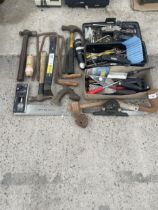 AN ASSORTMENT OF TOOLS TO INCLUDE HAMMERS, SAWS AND TROWELS ETC