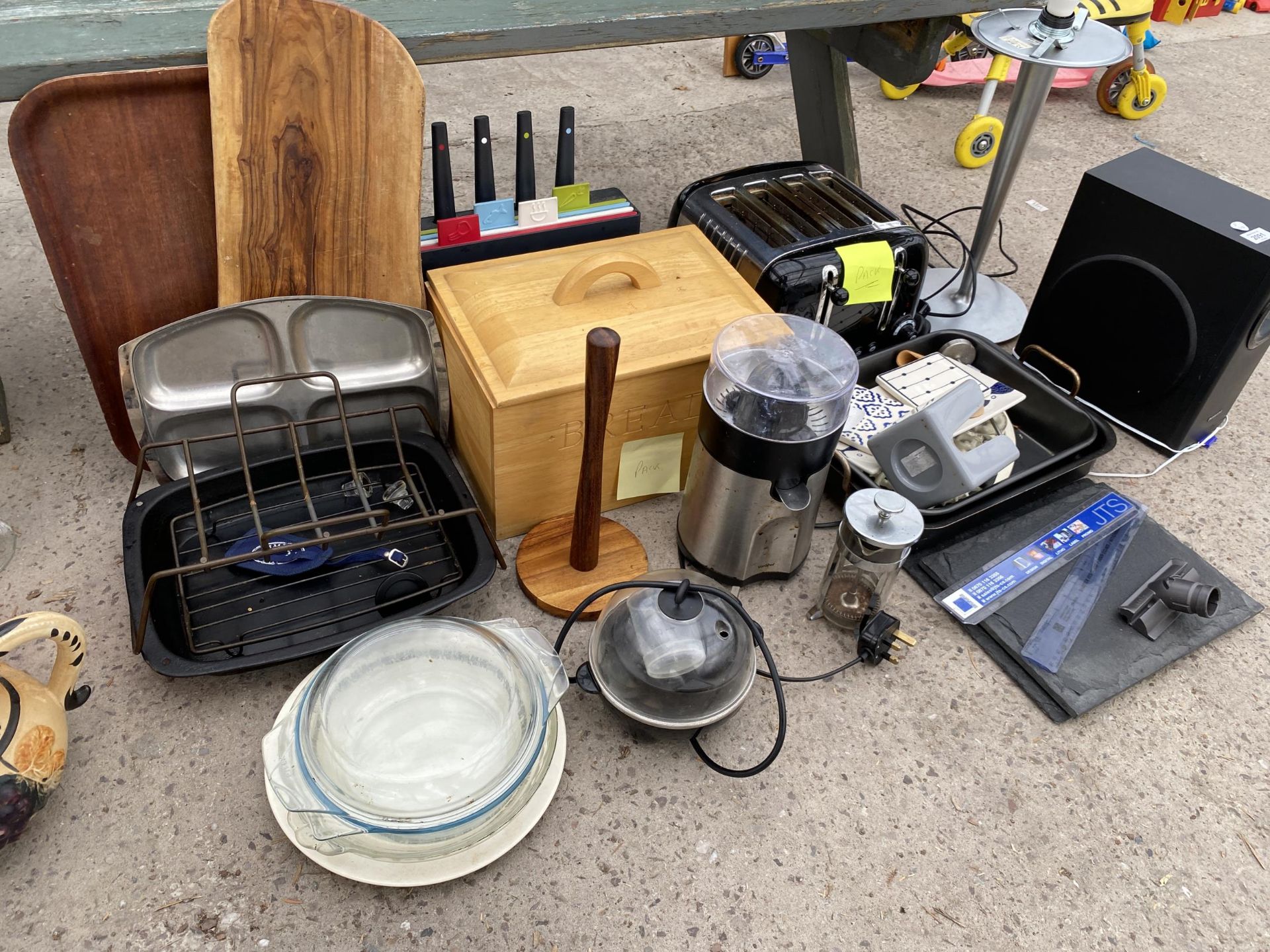 AN ASSORTMENT OF ITEMS TO INCLUDE A TOASTER, TRAYS AND A SPEAKER ETC - Image 2 of 3