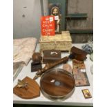 A MIXED LOT TO INCLUDE AN ORIENTAL WOODEN BOX, A ROUND WOODEN AND SILVER PLATE TRAY, A TERRACOTTA