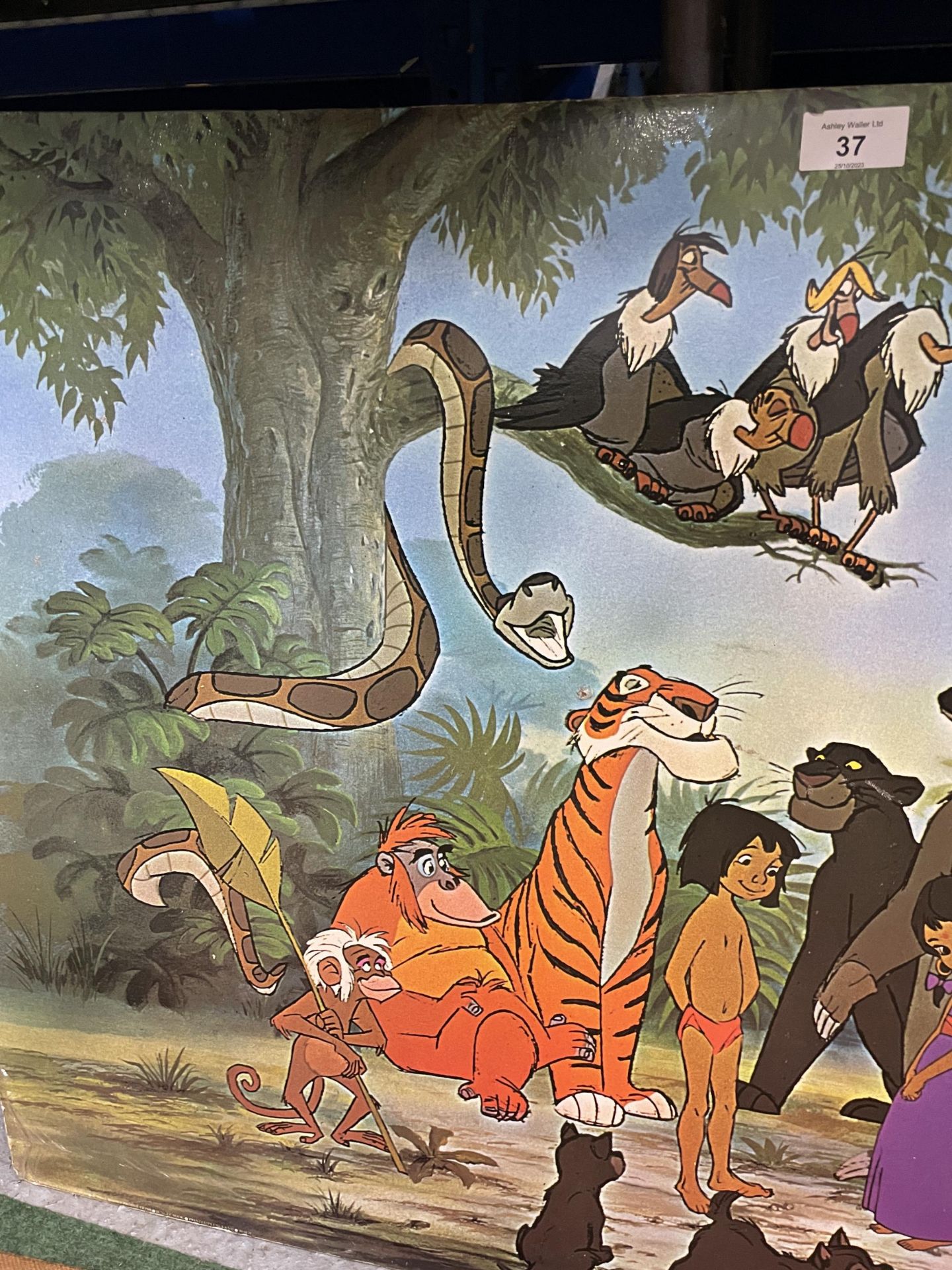 A DISNEY JUNGLE BOOK PRINT ON BOARD - Bild 3 aus 3