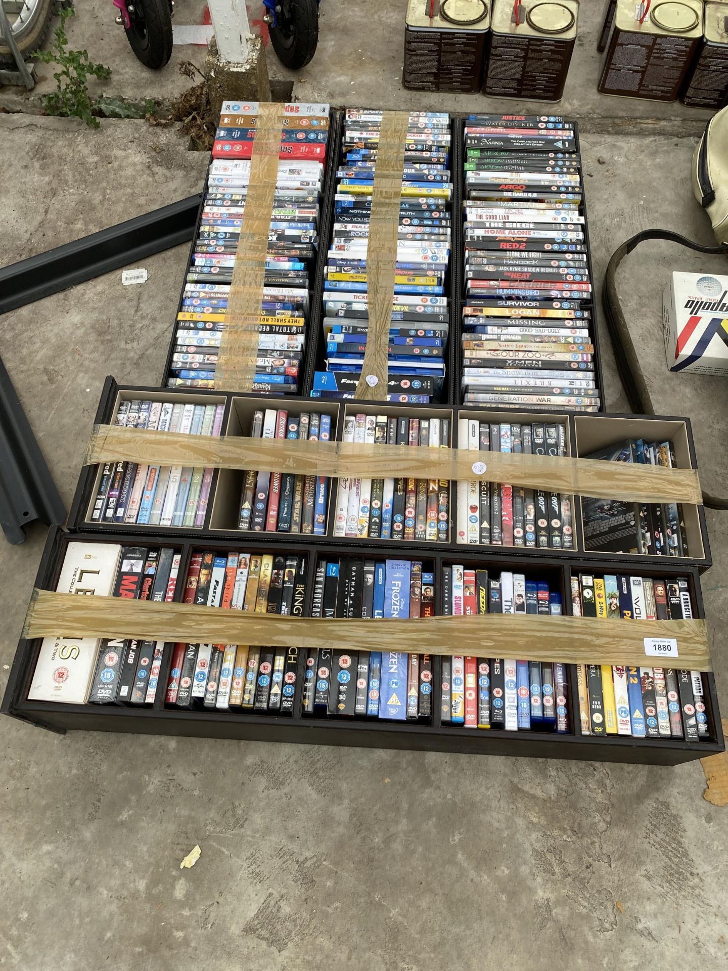 A LARGE ASSORTMENT OF DVDS TO INCLUDE BLU-RAYS ETC