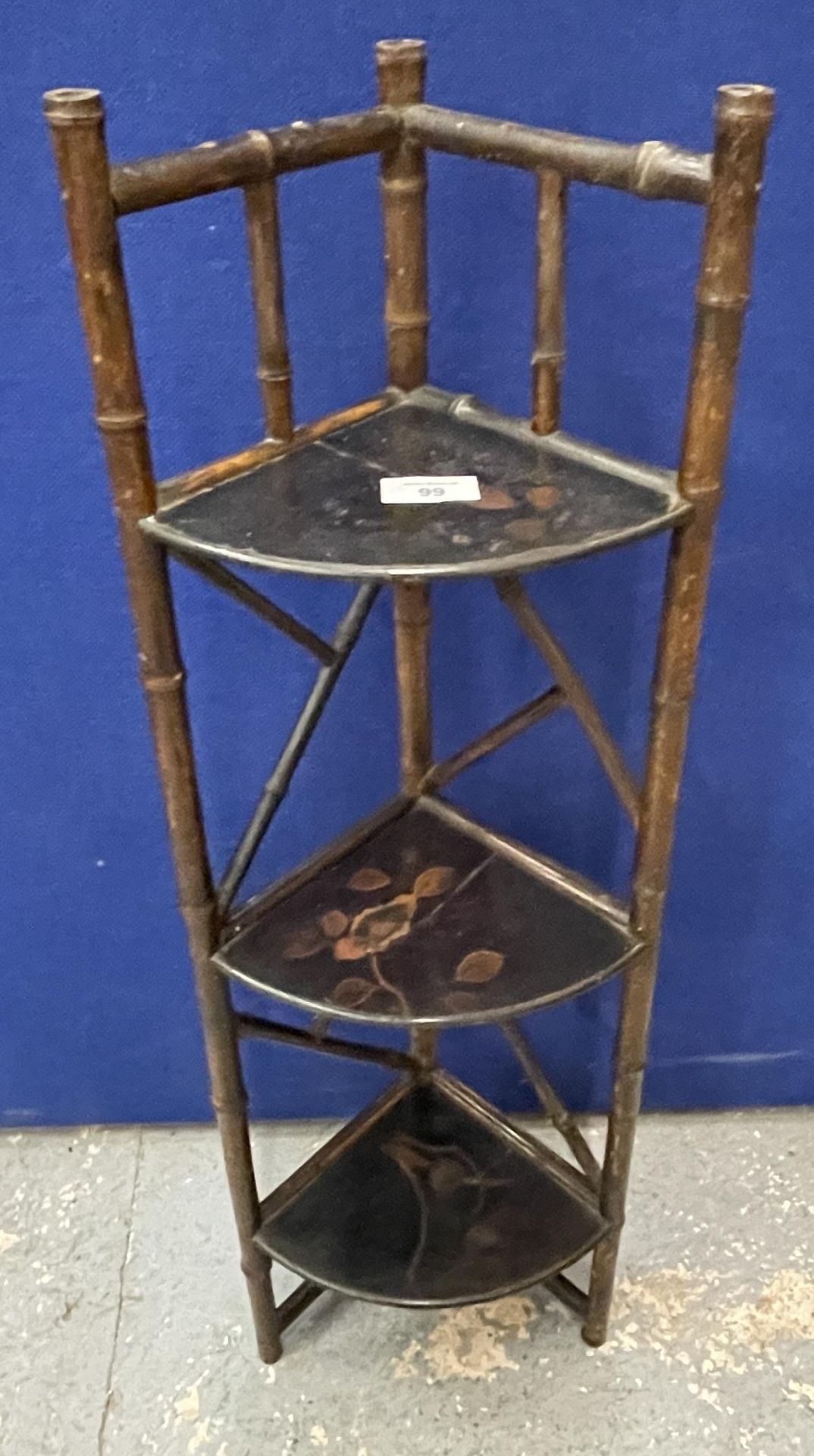 A VINTAGE CHINESE BAMBOO CORNER STAND