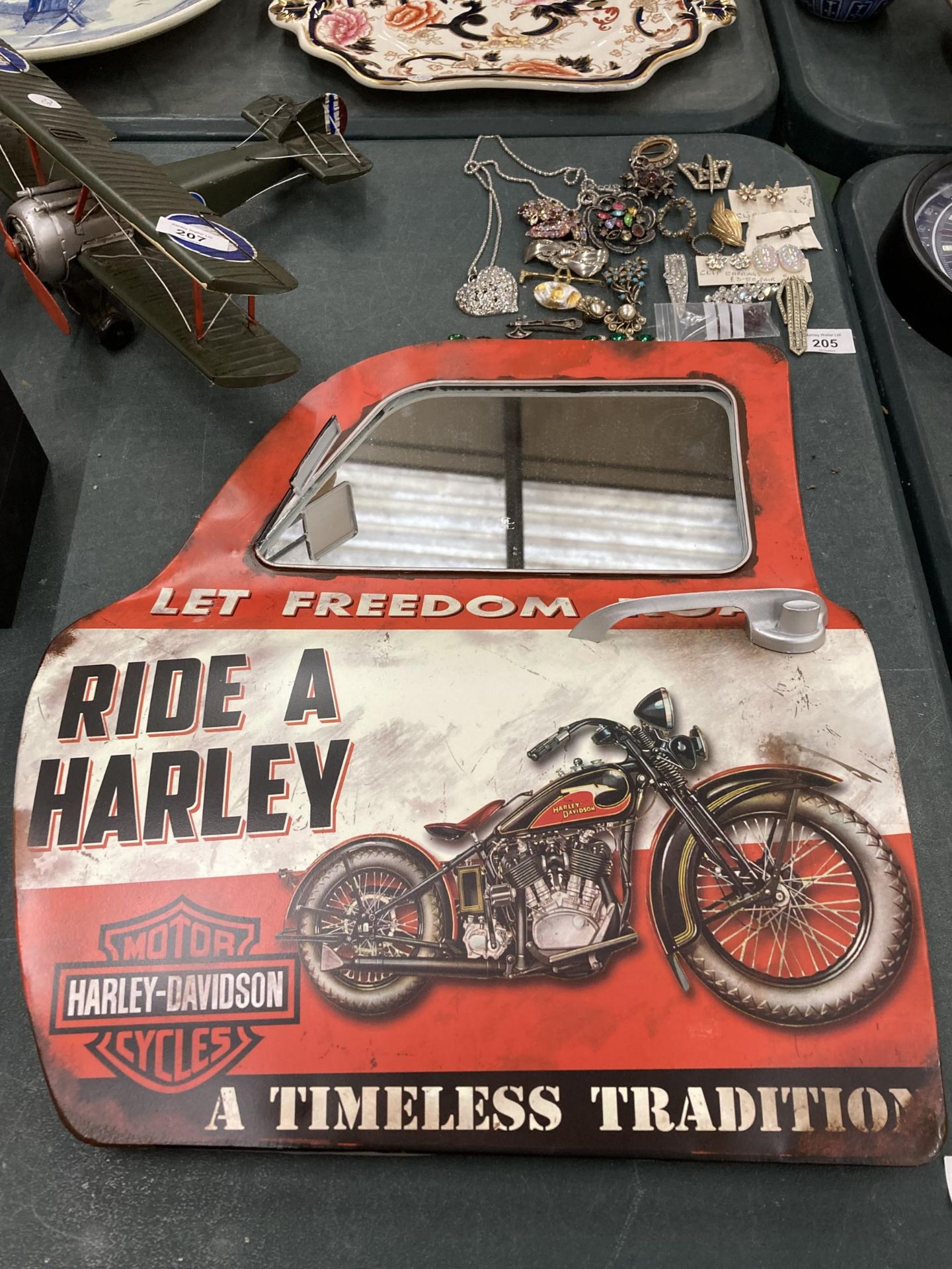 A METAL HARLEY DAVIDSON VAN DOOR MIRROR, 19 X 16"