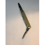 AN ANTIQUE J GREGG 27 SLOANE SQUARE POCKET KNIFE