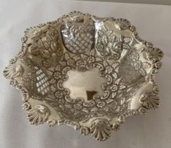 A VICTORIAN 1897 HALLMARKED BIRMINGHAM PIERCED DISH, MAKER MILLER BROTHERS, 16CM ACROSS, GROSS