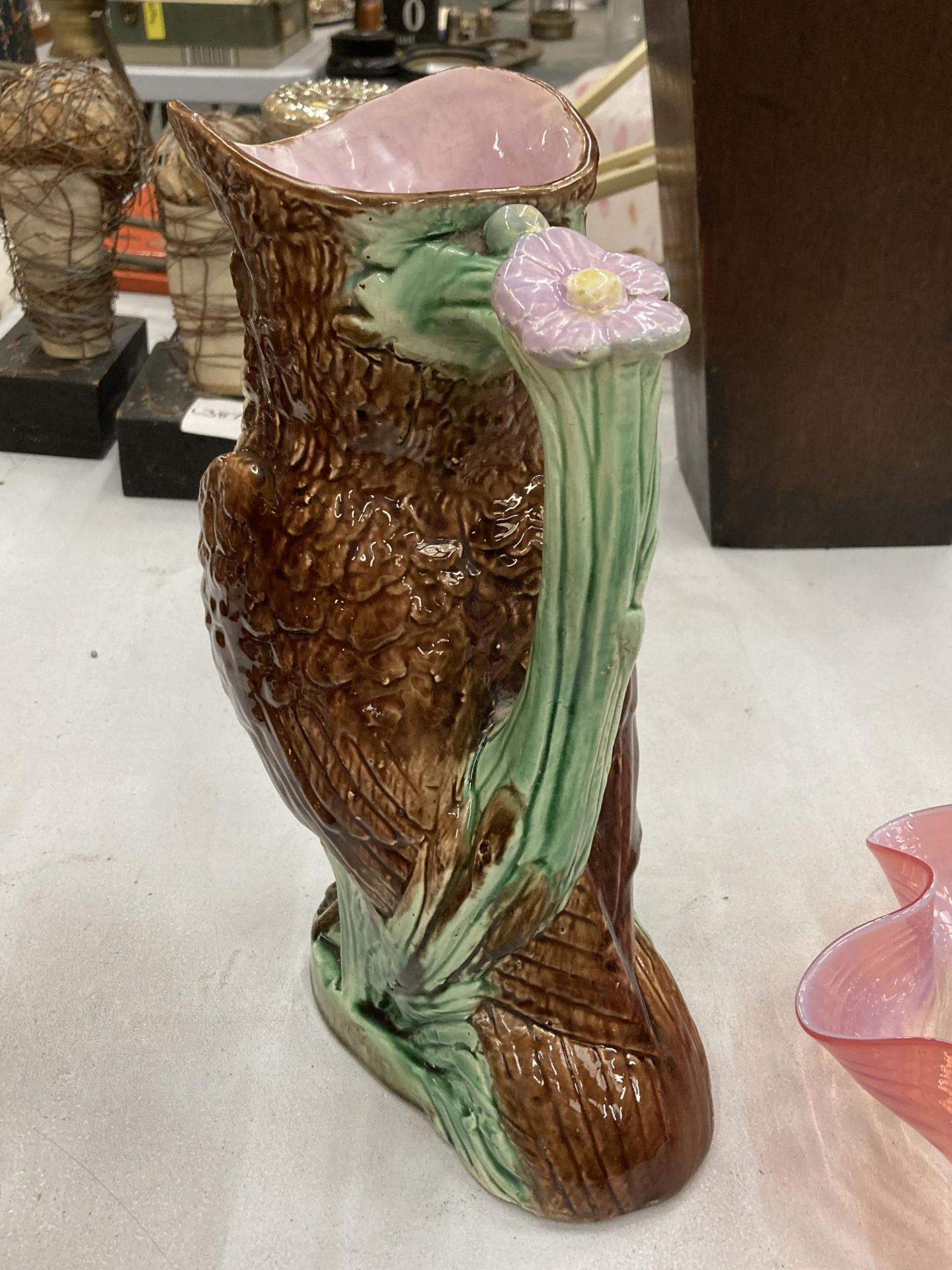 A VICTORIAN MAJOLICA OWL JUG, HEIGHT 28CM - Image 2 of 4