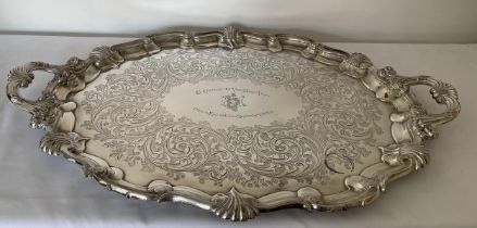 A LARGE VICTORIAN 1900 HALLMARKED SHEFFIELD SILVER TWIN HANDLED SERVING TRAY, MAKER MARTIN, HALL &