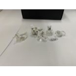 A COLLECTION OF SWAROVSKI AND CRYSTAL SMALL ORNAMENTS TO INCLUDE A DUCK, PENGUIN, TEDDY, RABBIT