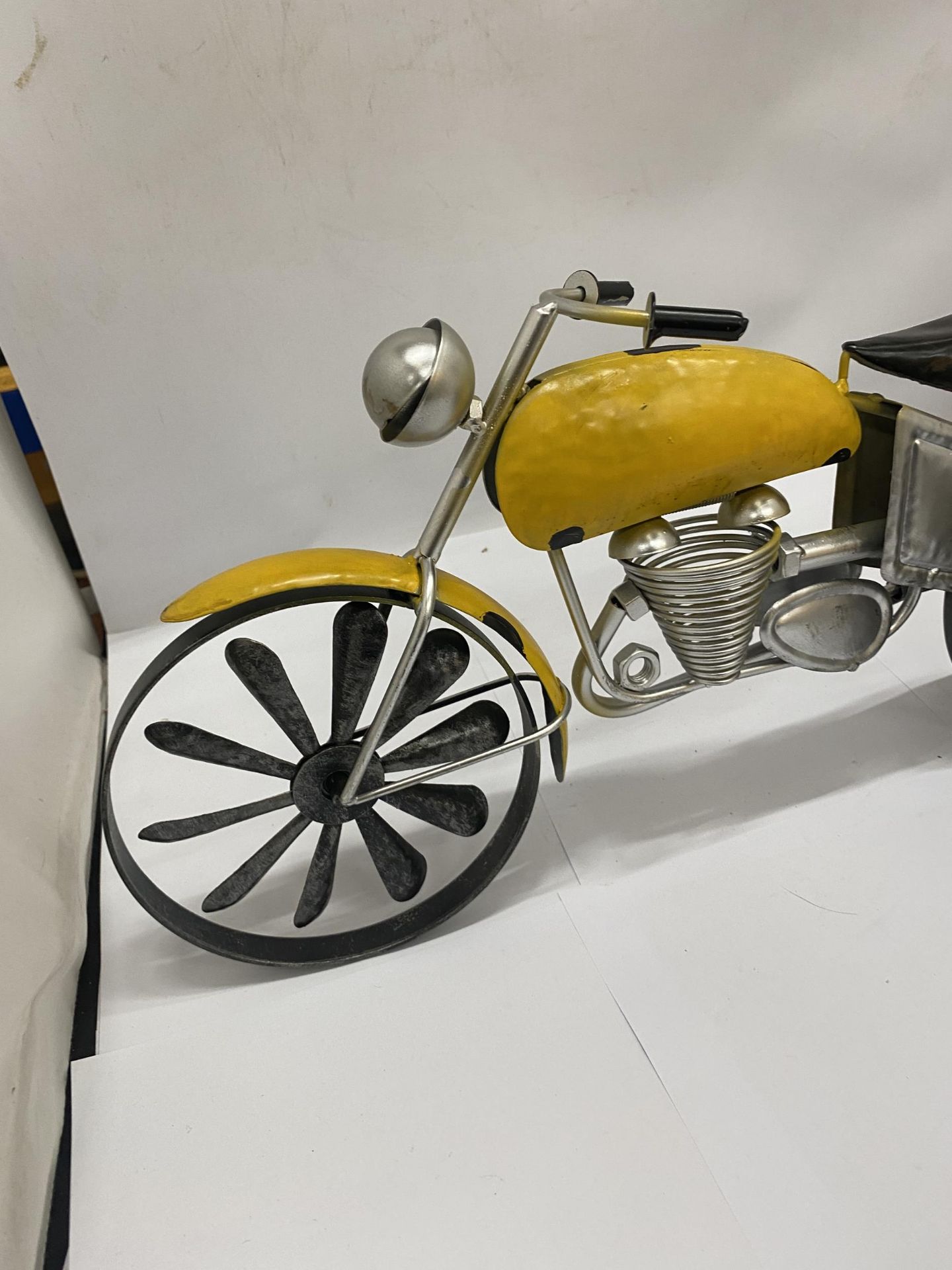 A LARGE TIN PLATE MOTOR BIKE PLANTER, HEIGHT 23CM, LENGTH 50CM - Image 2 of 4