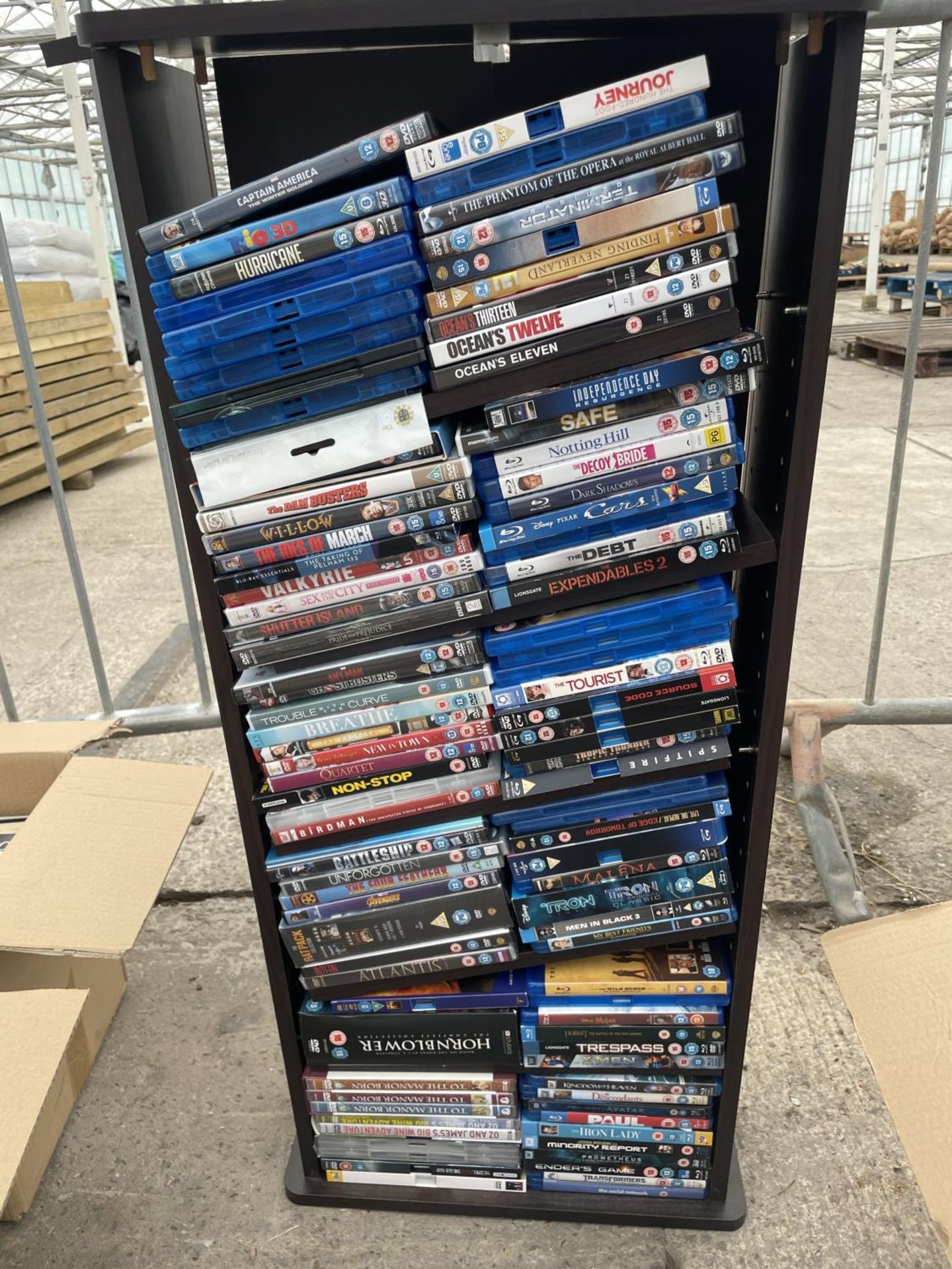 A LARGE ASSORTMENT OF DVDS AND BLU-RAY DVDS - Image 2 of 2