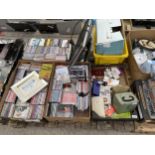 AN ASSORTMENT OF HOUSEHOLD CLEARANCE ITEMS TO INCLUDE CDS AND A MONITOR ETC