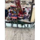 AN ASSORTMENT OF CHRISTMAS ITEMS TO INCLUDE A CHRISTMAS TREE, LIGHTS AND FIGURES ETC