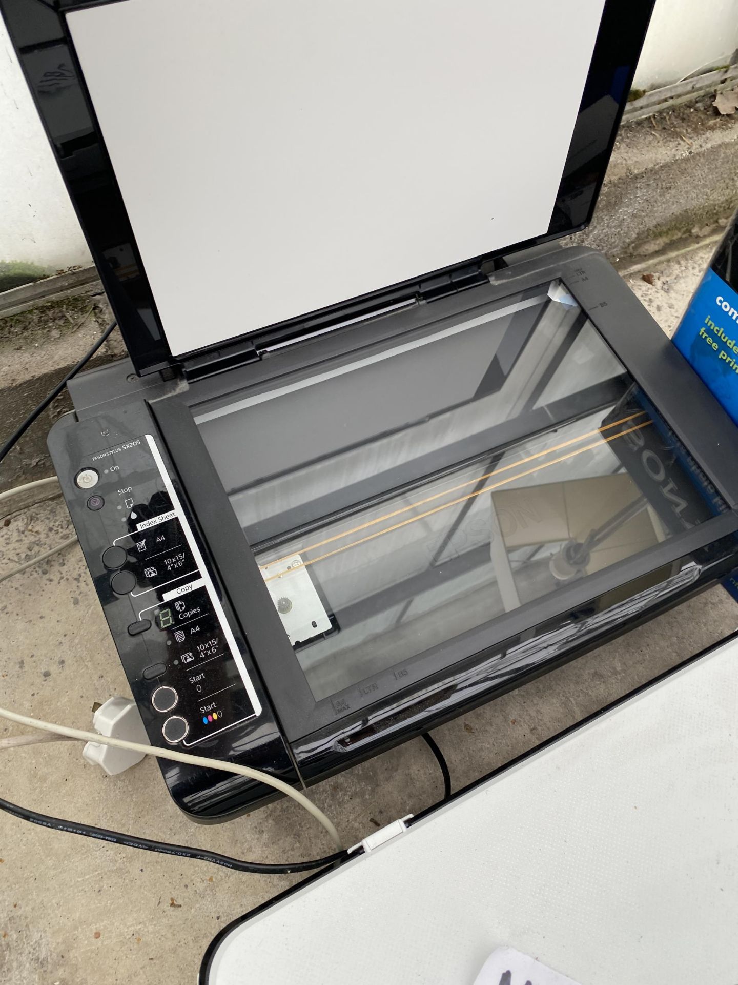 A HP PRINTER, AN EPSON PRINTER AND A SONY PHOTO KIT - Bild 3 aus 5