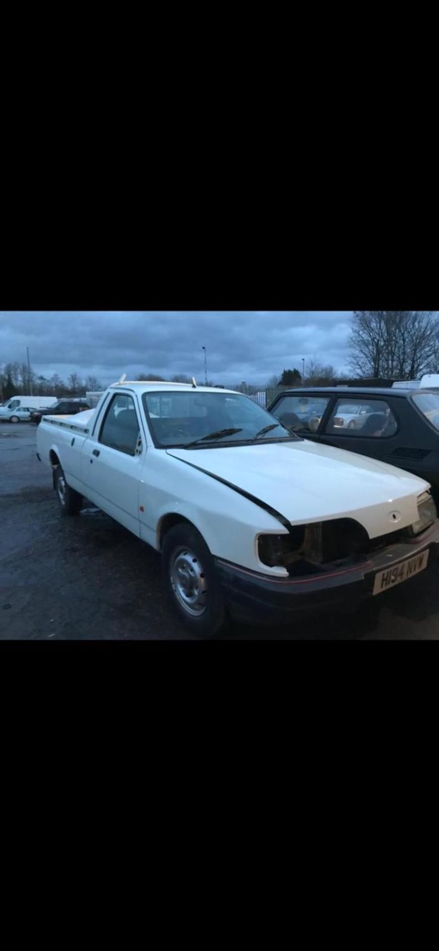 A FORD P100 PICKUP WITH ONLY 7990 MILES ON THE CLOCK. MOT UNTIL OCT 2024. FULL RESPRAY IN 2018. - Bild 24 aus 42