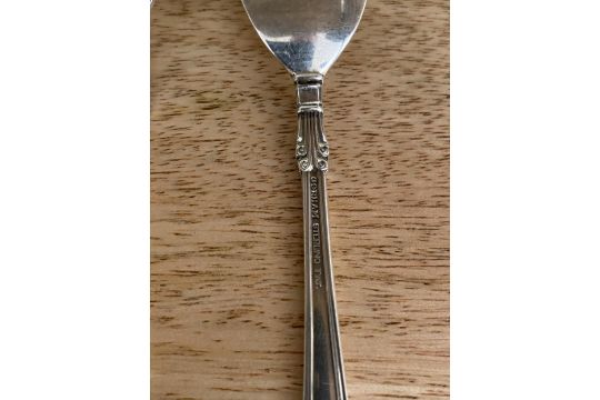 A SEVENTY TWO PIECE GORHAM STERLING SILVER 'NOCTURNE' PATTERN FLATWARE CUTLERY SET IN ORIGINAL - Image 16 of 16