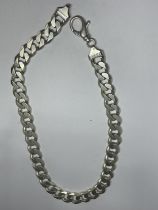 A HEAVY MARKED SILVER FLAT LINK NECKLACE LENGTH 50 CM WEIGHT 172.8 GRAMS