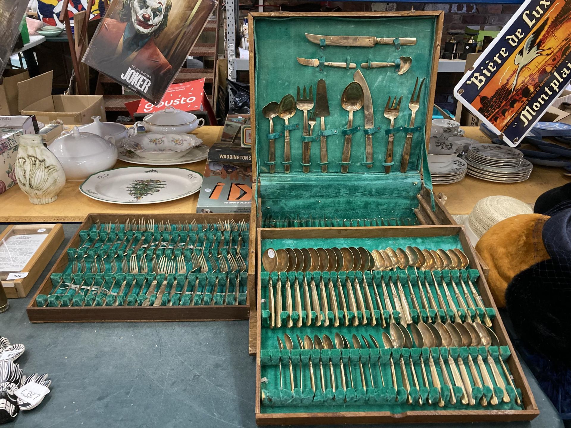 A VERY LARGE VINTAGE BRASS CANTEEN OF CUTLERY IN A BOX WITH THREE LAYERS - K T HALAND