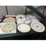 A MIXED GROUP OF CERAMICS TO INCLUDE THREE BOXED WEDGWOOD MILLENIUM PLATES ETC
