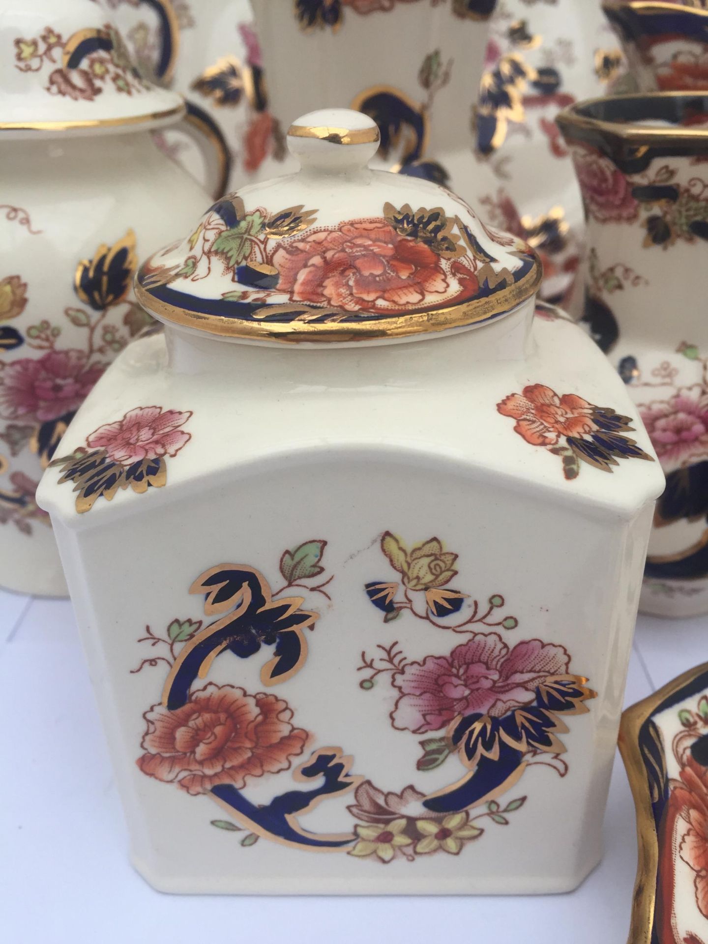 A COLLECTION OF MASONS IRONSTONE 'MANDALAY' PATTERN CERAMICS - Image 4 of 5