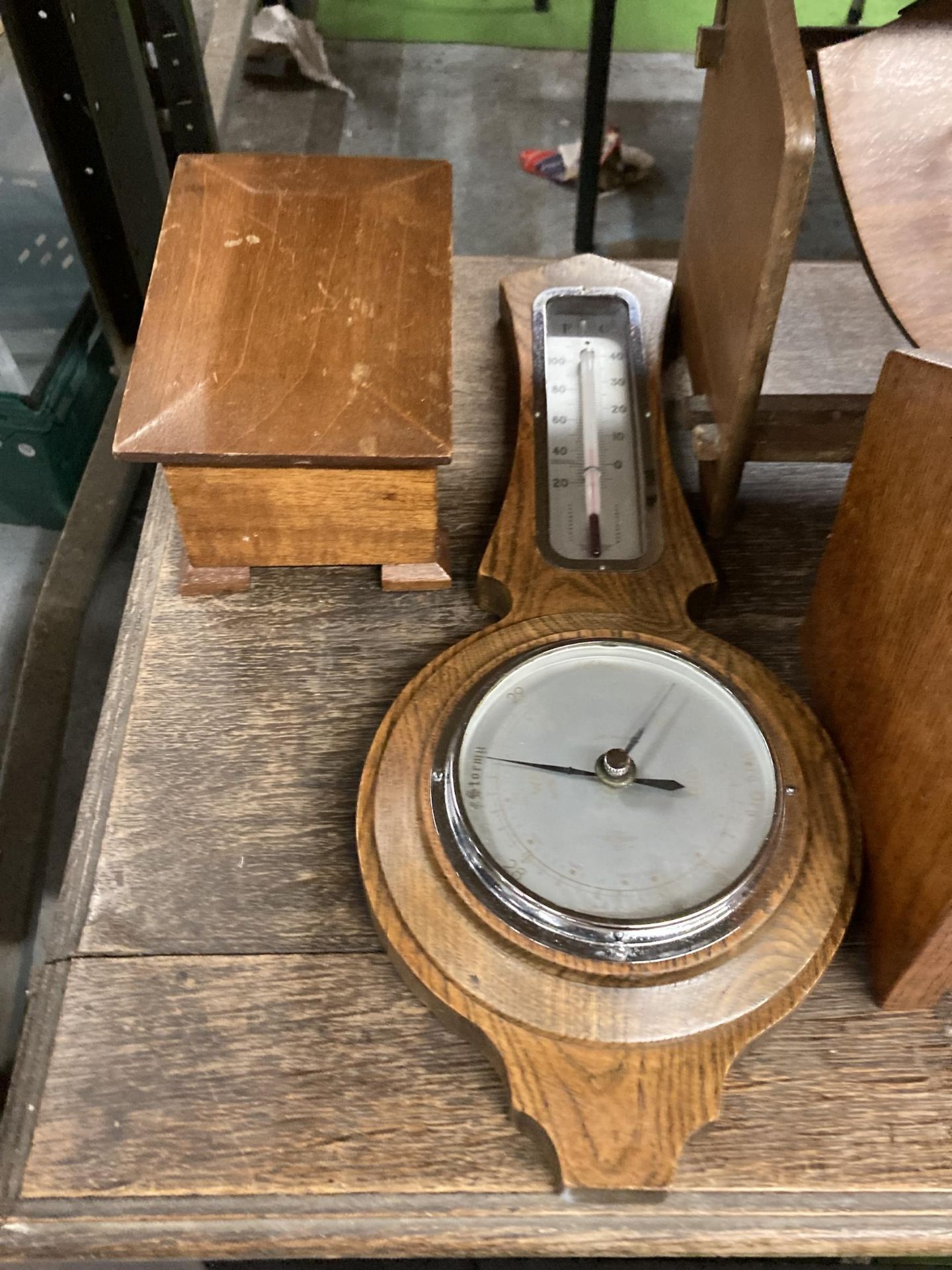 TWO MAHOGANY BOOKSHELVES, WIDTH 38CM, A WALL MIORROR, BAROMETER AND WOODEN BOX - Bild 3 aus 3