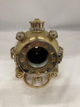 AN UNUSUAL HEAVY BRASS BATHYSPHERE/SUBMARINE WATCH HOLDER