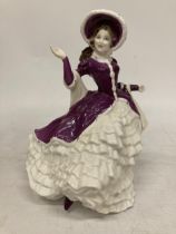 A ROYAL DOULTON CLASSICS 'CHRISTMAS DAY 2004' HN4558 FIGURE