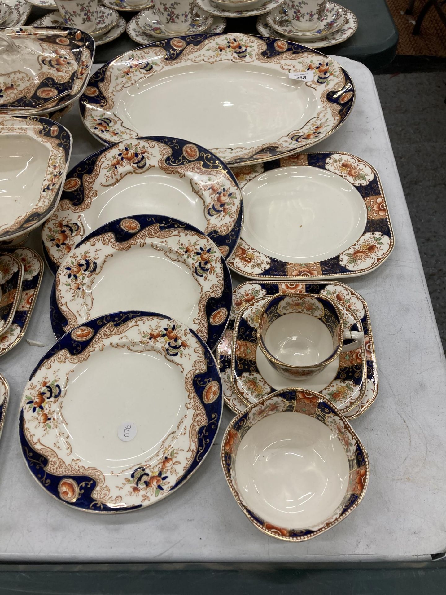A LARGE WOOD & SONS 'NAPOLI' PATTERN IRONSTONE PART DINNER SERVICE - Image 2 of 4