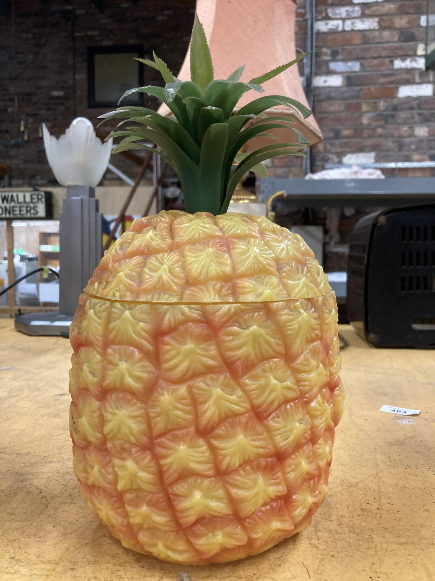 A 1970'S PINEAPPLE ICE BUCKET