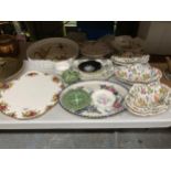 A LARGE QUANTITY OF CERAMICS TO INCLUDE A ROYAL ALBERT 'OLD COUNTRY ROSES' CAKE PLATE, DESSERT