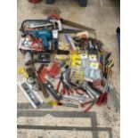 AN ASSORTMENT OF TOOLS AND HARDWARE TO INCLUDE SPANNERS, PLIERS AND RAWL PLUGS ETC