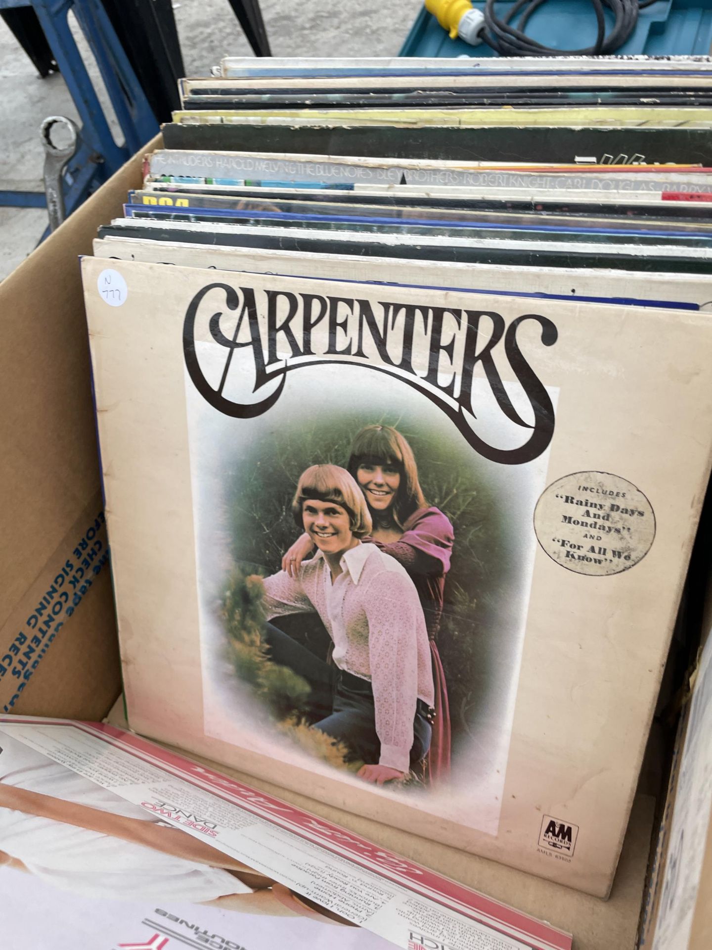 AN ASSORTMENT OF LP RECORDS - Image 2 of 6