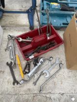 AN ASSORTMENT OF HAND TOOLS TO INCLUDE SPANNERS, ALAN KEYS AND PLIERS ETC