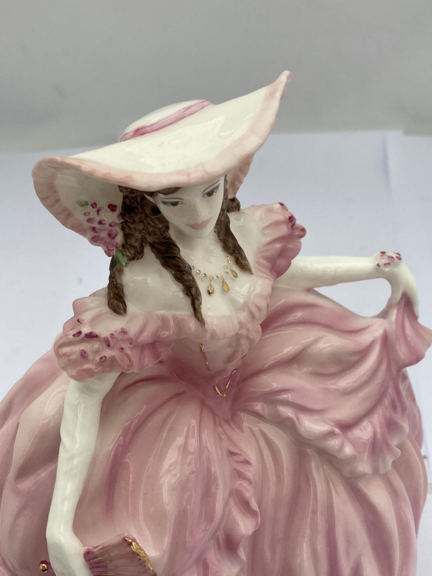 A LIMITED EDITION COALPORT BONE CHINA LITERARY HEROINES 'REBECCA' LADY FIGURE - Image 3 of 4