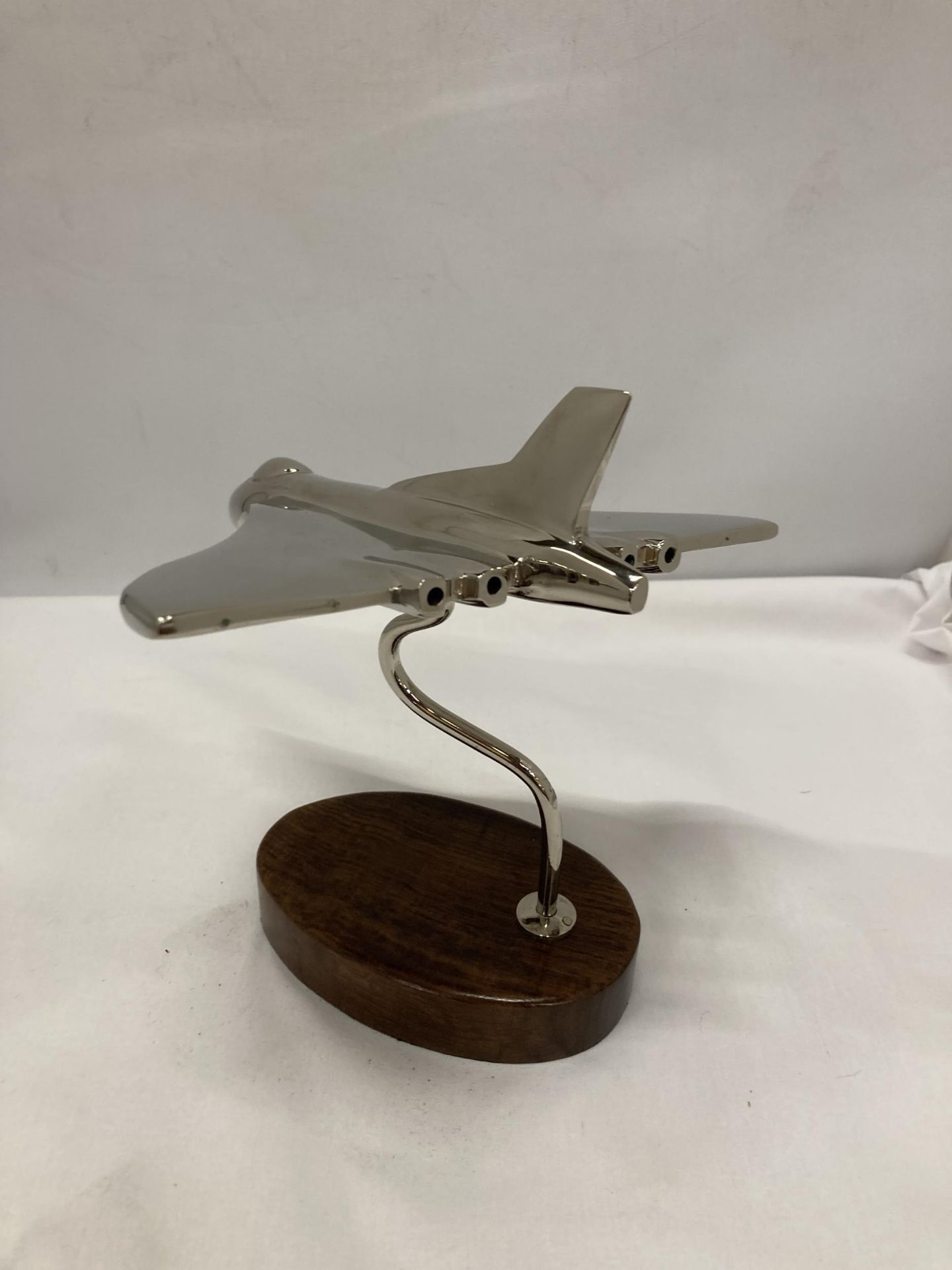 A CHROME VULCAN BOMBER ON WOODEN BASE - Image 3 of 3